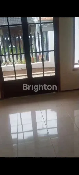 image RUMAH HOOK STRATEGIS DEKAT UMM & TAMAN SENGKALING, MALANG (2)