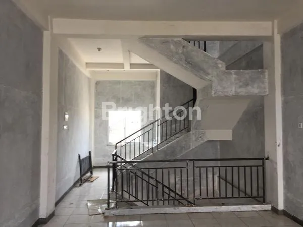 image RUKO DI JL MAJAPAHIT (4)