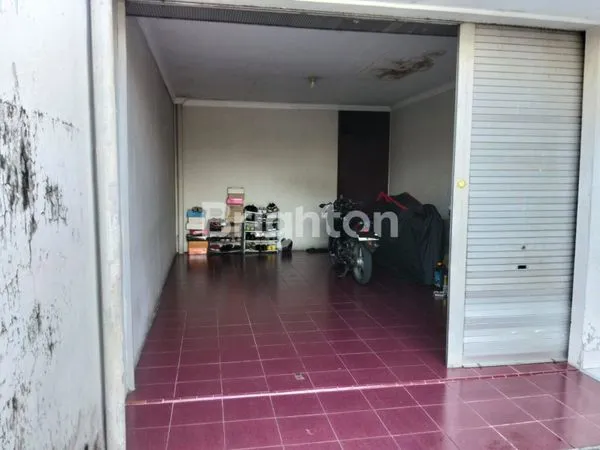 image DISEWAKAN RUMAH LUAS NYAMAN DAN HOKI (8)