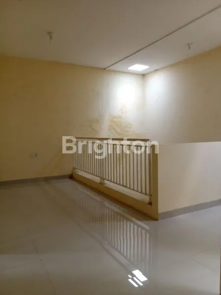 image RUMAH 2 LANTAI BAGUS DAN KOKOH DI CIMUNING BEKASI KOTA (7)