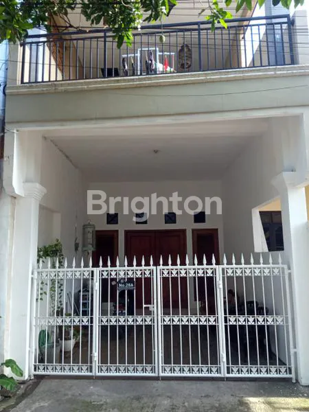 image RUMAH 2 LANTAI, DESAIN MEMANJANG (COCOK UNTUK KELUARGA BESAR) (2)