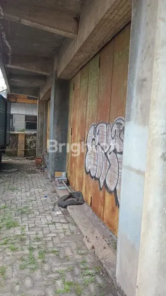 image RUKO STRATEGIS DI PEREMPATAN POTENSIAL KOTA SALATIGA (3)