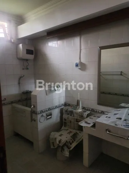 image RUMAH DI JL. WELIRANG (4)