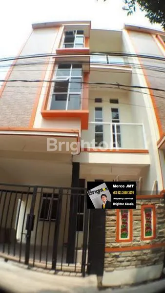 image RUMAH BARU SIAP HUNI DI PASAR REBO JAKARTA TIMUR (1)