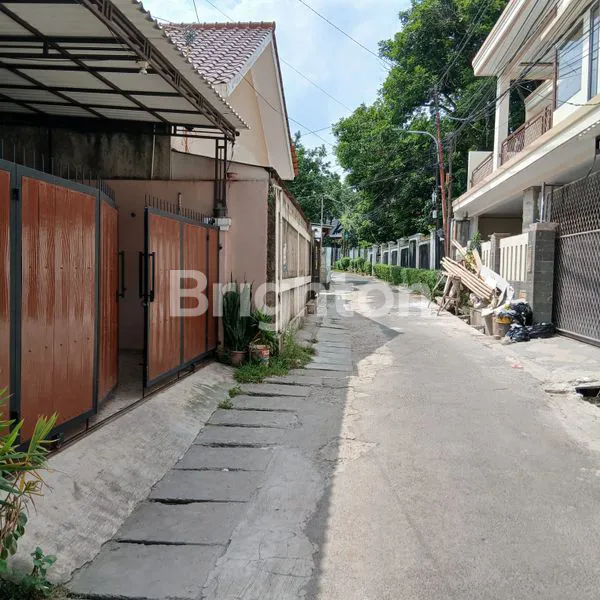 image RUMAH MEWAH 2.5 LANTAI DEKAT UI - SRENGSENG SAWAH JAGAKARSA (7)