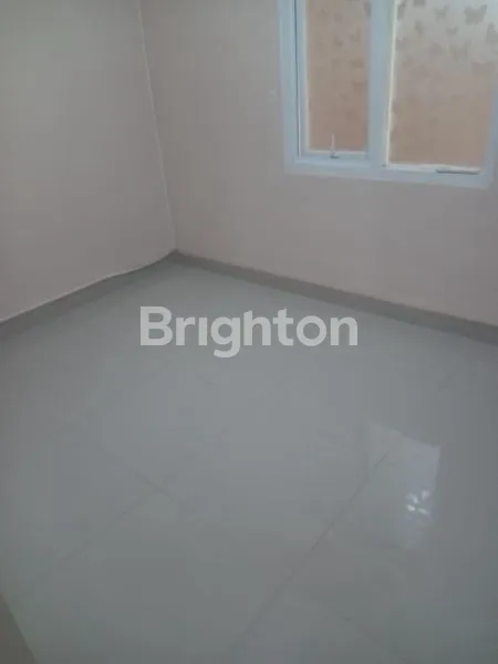 image DIJUAL RUMAH SIAP HUNI – LOKASI STRATEGIS DI CLUSTER JIMBARAN CIKONENG BOJONGSOANG BANDUNGBARU RENOVASI FRESH AGUSTUS 2024, KONDISI RAPI & TERAWAT! (4)