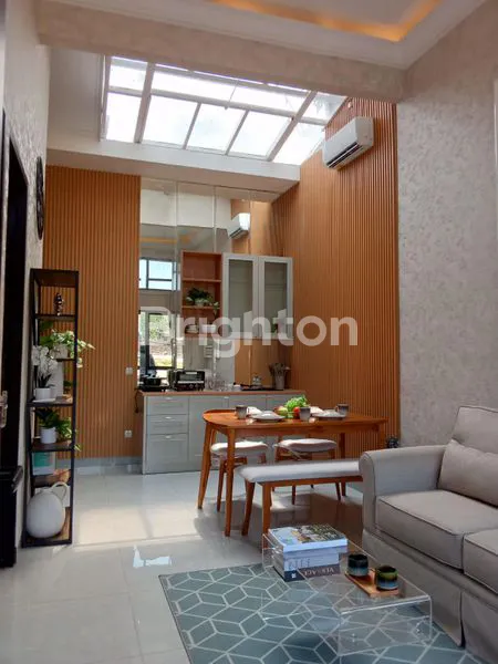 image RUMAH READY SIAP HUNI DI SETU BEKASI (2)