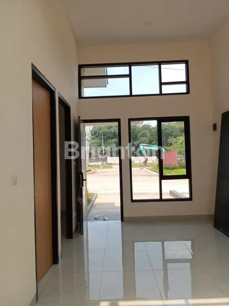 image RUMAH MEZZANINE READY SIAP HUNI DI SETU BEKASI (2)