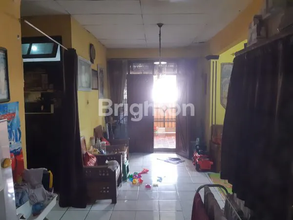 image RUMAH 2 LANTAI POSISI HOOK DI TAMBUN SELATAN (5)