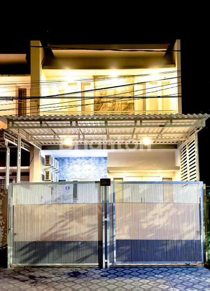image RUMAH MEWAH 2 LANTAI NIRWANA EXECUTIVE, DEKAT MERR SURABAYA (1)