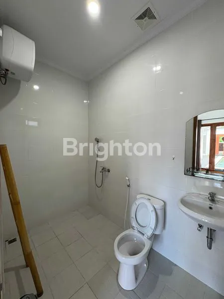 image LUXURY 3-BEDROOM VILLA WITH PRIVATE POOL – PRIME LOCATION, DEWI SRI BALI (5)