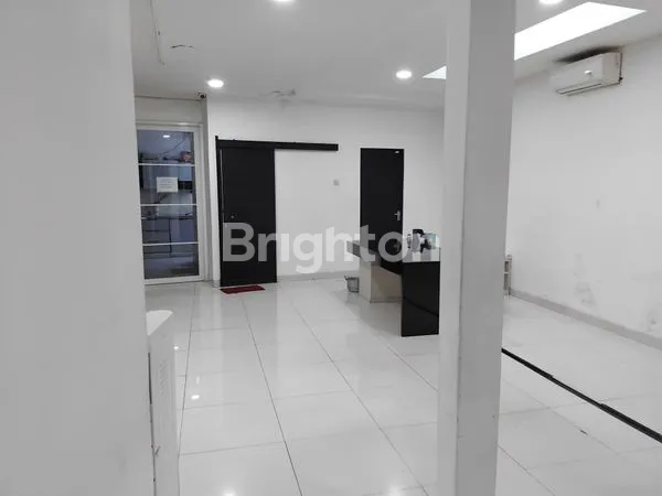 image GEDUNG PERKANTORAN LOKASI STRATEGIS DI JAKARTA SELATAN (7)