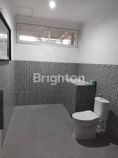 image GEDUNG PERKANTORAN LOKASI STRATEGIS DI JAKARTA SELATAN (5)