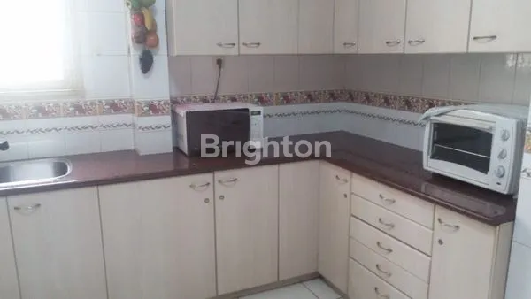 image RUMAH 2 LANTAI DI SUNTER JAKARTA UTARA . JALAN DEPAN RUMAH 3 MOBIL. (3)