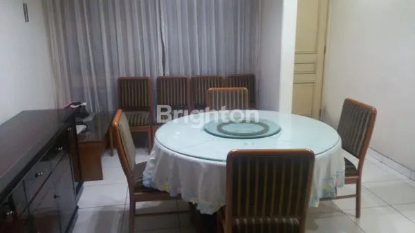 image RUMAH 2 LANTAI DI SUNTER JAKARTA UTARA . JALAN DEPAN RUMAH 3 MOBIL. (4)