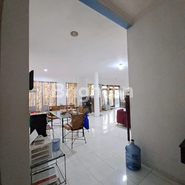 image *VINTAGE HOUSE , 2,5ARE, SHM, TAMAN GRIYA JIMBARAN* (3)