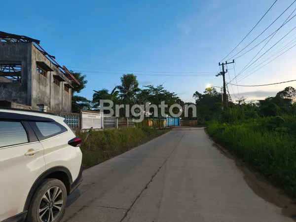 image GEDUNG 2 LANTAI STRATEGIS DI KAWASAN INDUSTRI SAMBUTAN, SAMARINDA (3)