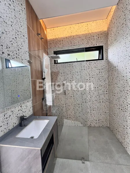 image RUMAH MODERN HOOK VILLA MELATI MAS SERPONG TANGERANG SELATAN SEMI FURNISHED (8)
