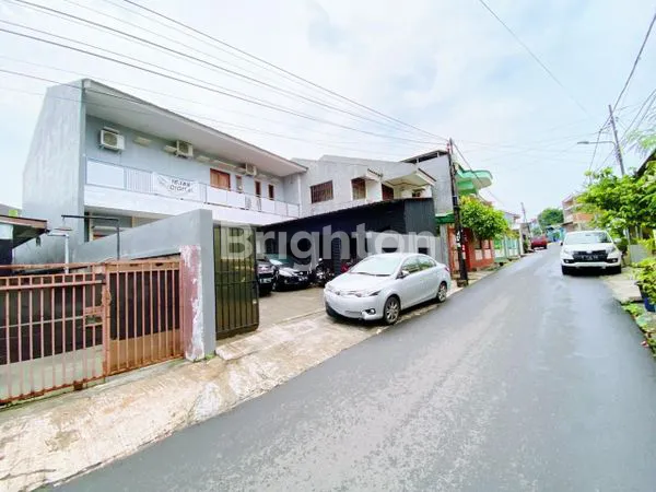 RUMAH, GUDANG PLUS SMART OFFICE KAWASAN JAK SEL