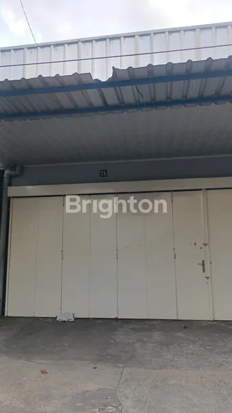 image RUANG USAHA/TOKO DI PINGGIR JALAN AREA PASAR (2)