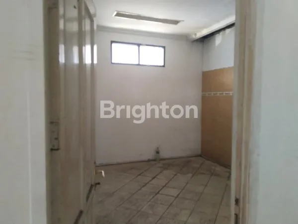 image RUKO SEMI GUDANG DI KLP GADING (6)