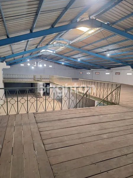 image GUDANG DI TENGAH KOTA SOLO PINGGIR JALAN. (3)