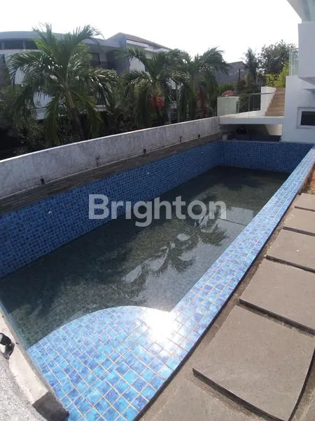 image BRAND NEW HOUSE POSISI HOEK, 4 LANTAI, ADA LIFT, SWIMMING POOL, BEBAS BANJIR DAERAH SUNTER, JAKARTA UTARA (7)