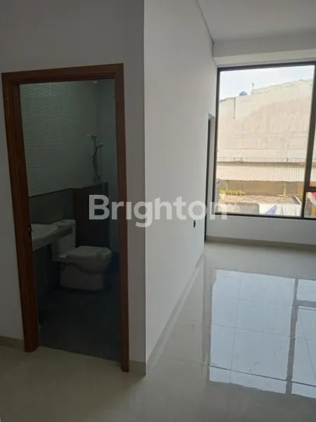 image RUMAH BARU 3 LANTAI DI DURI KEPA GREENVILLE JAKARTA BARAT (5)