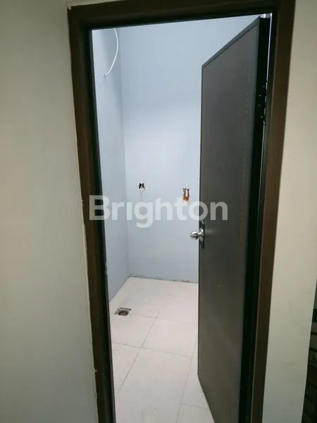 image RUMAH BARU 2 LANTAI SIAP HUNI , NYAMAN DAN STRATEGIS DI JAKSEL (6)