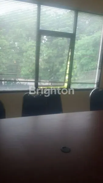 image 3 UNIT RUKO BERJEJER 4 1/2 LANTAI (2)