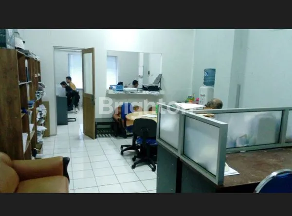 image 3 UNIT RUKO BERJEJER 4 1/2 LANTAI (5)