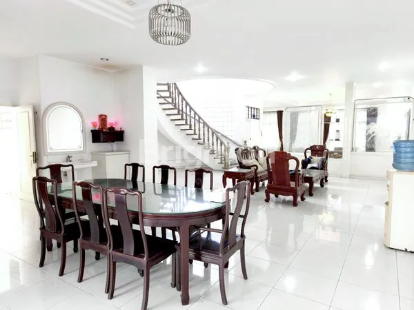 image DIJUAL RUMAH PRIME LOCATION - SIAP HUNI SANGAT LUAS - DAERAH IMAM BONJOL - IR JUANDA - SUDIRMAN  (3)