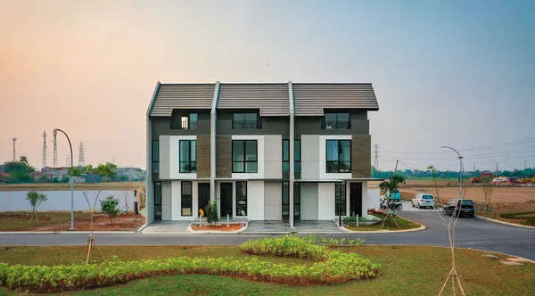 Image CHELIA SUMMARECON CROWN GADING