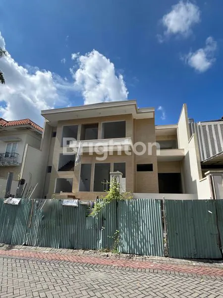 image *MURAH. NEGO AJA. VENDOR MINTA CEPAT LAKU*  *DIJUAL CEPAT RUMAH BARU GRESS KONDISI 85%* *PURI WIDYA KENCANA, CITRALAND* (7)