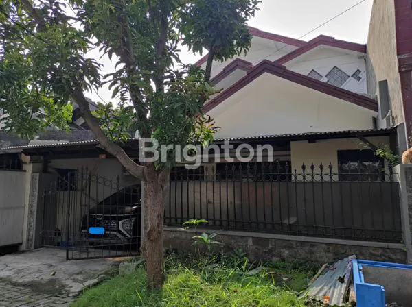 image RUMAH 1 LANTAI SIAP PAKAI DI BARUK BARAT DEKAT MERR & RUNGKUT, LUAS 126 (8X15.5) DEKAT GATE SECURITY (4)