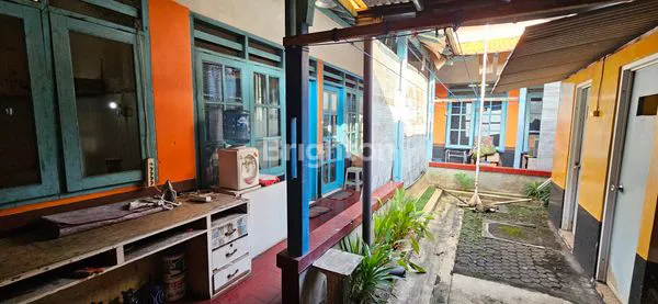 image RUMAH TENGAH KOTA DEKAT TUGUMUDA INDRAPASTA SEMARANG TENGAH (6)