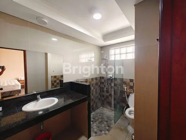 image *RUMAH BESAR TERAWAT KUPANG INDAH* _BISA UNTUK HUNIAN DAN KANTOR_   (7)