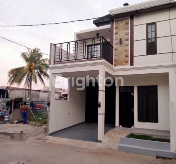 image RUMAH 2 LANTAI NUANSA BALI DI PURI KINTAMANI, DEKAT TOL CIBUBUR (3)