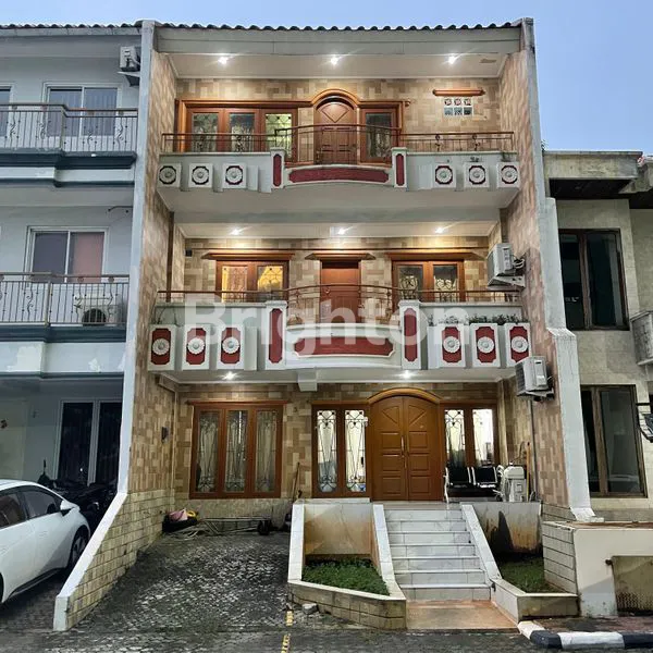 RUMAH MEWAH / TOWN HOUSE SEMI FURNISH UK 7X20 RAJAWALI JAKARTA PUSAT