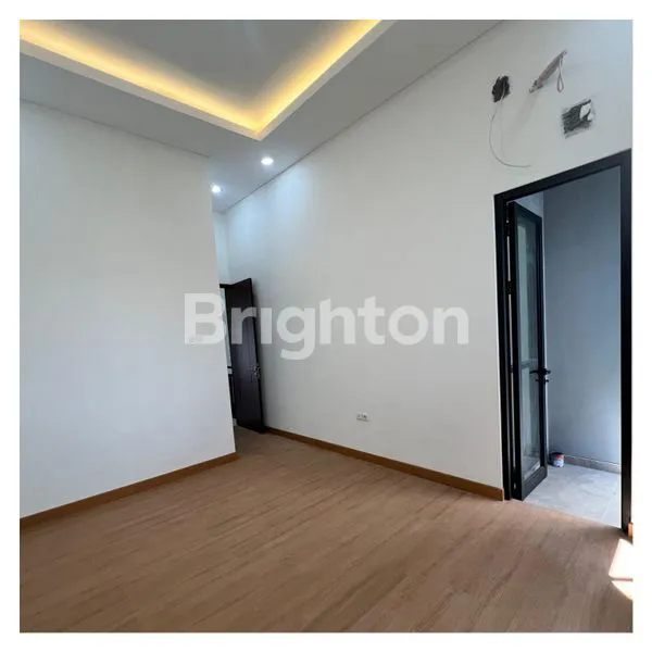 image RUMAH MEWAH 2 LANTAI NIRWANA EKSEKUTIF, ROW JALAN 3 MOBIL (7)