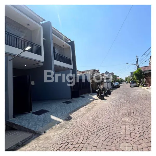 image RUMAH MEWAH 2 LANTAI NIRWANA EKSEKUTIF, ROW JALAN 3 MOBIL (2)