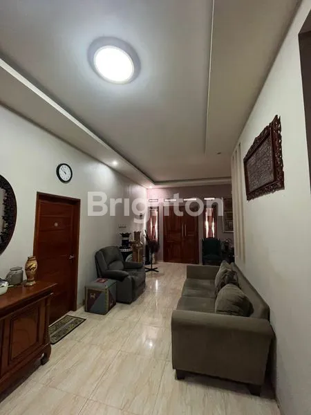 image RUMAH 2 LANTAI SEMI-FURNISHED SIAP HUNI DI PAMULANG, DEKAT TOL (5)