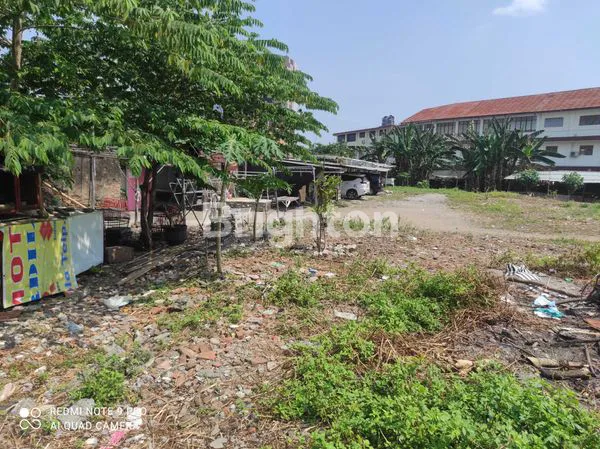 image TANAH LUAS 2.130M² DI PASAR KLIWON SOLO, LOKASI STRATEGIS (6)
