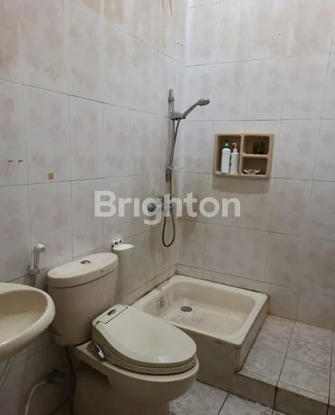 image RUMAH MEWAH 2 LANTAI DEKAT TOL BSD - GRIYALOKA, SHM (5)