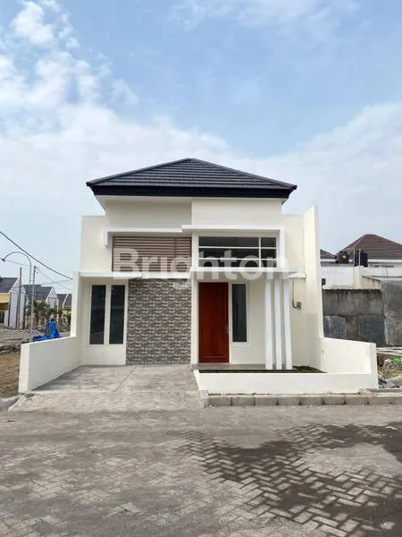 image RUMAH BARU SIAP HUNI DI BUDURAN SIDOARJO JAWA TIMUR (1)