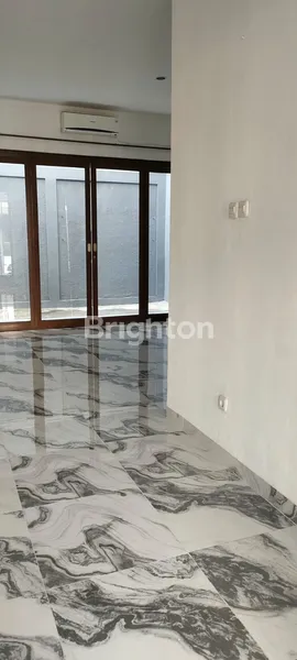 image RUMAH SIAP HUNI DISCOVERY FIORE BINTARO – BARU RENOVASI (3)