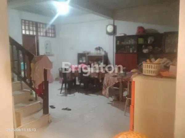 image RUMAH 2,5 LANTAI DI ADE IRMA NASUTION (4)