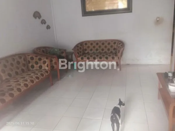 image RUMAH 2,5 LANTAI DI ADE IRMA NASUTION (2)