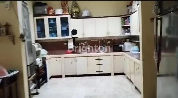 image RUMAH HOEK 2 LANTAI DI SUNTER JAKARTA UTARA (5)