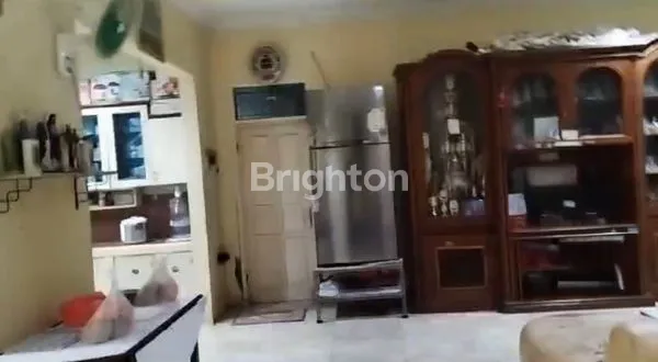 image RUMAH HOEK 2 LANTAI DI SUNTER JAKARTA UTARA (7)